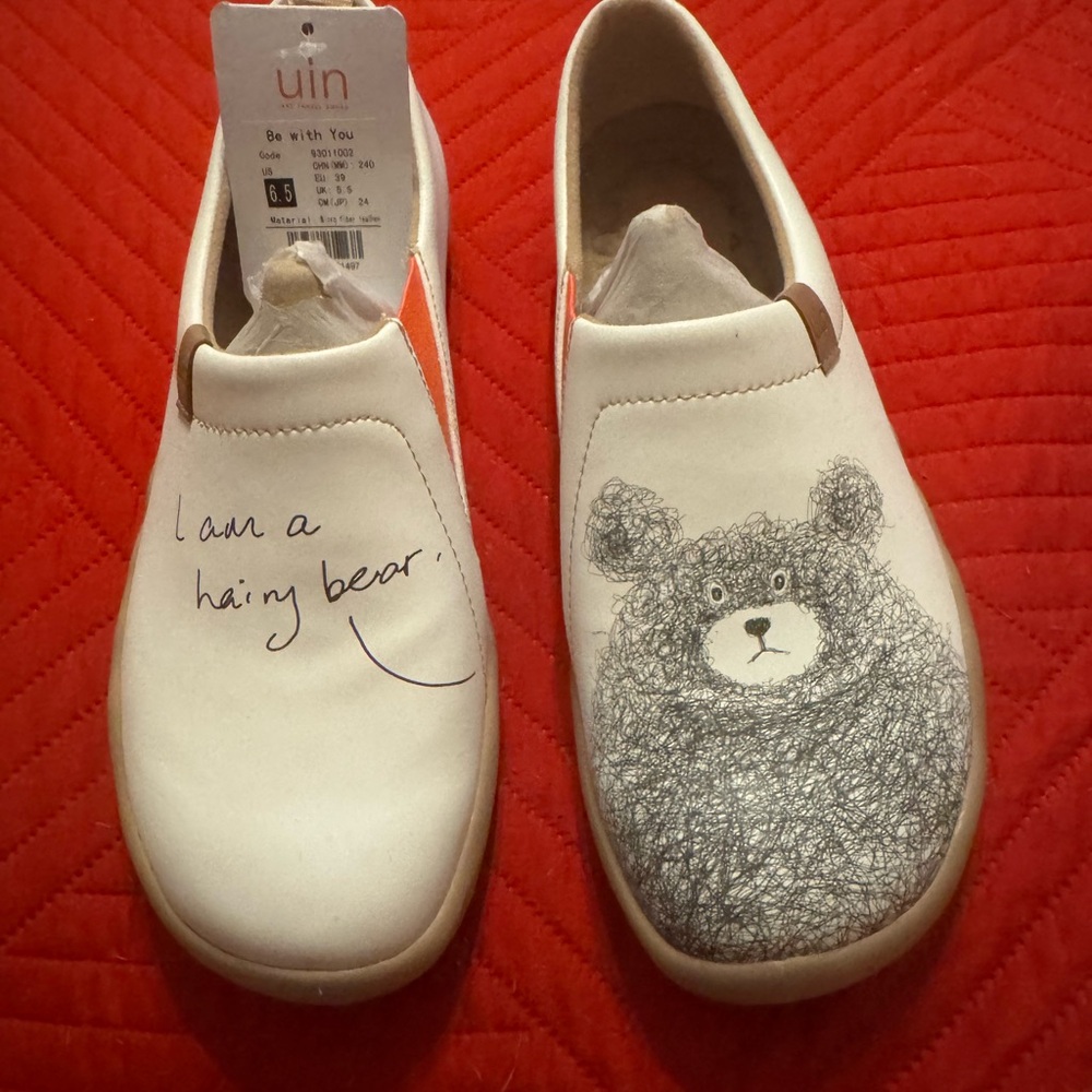 SOLD!!!  UIN  White Bear Slip-On Shoes